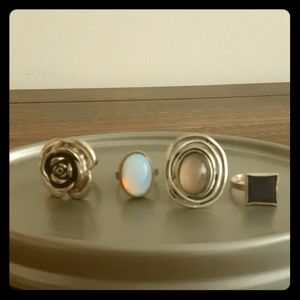 Set of 4 rings 💍